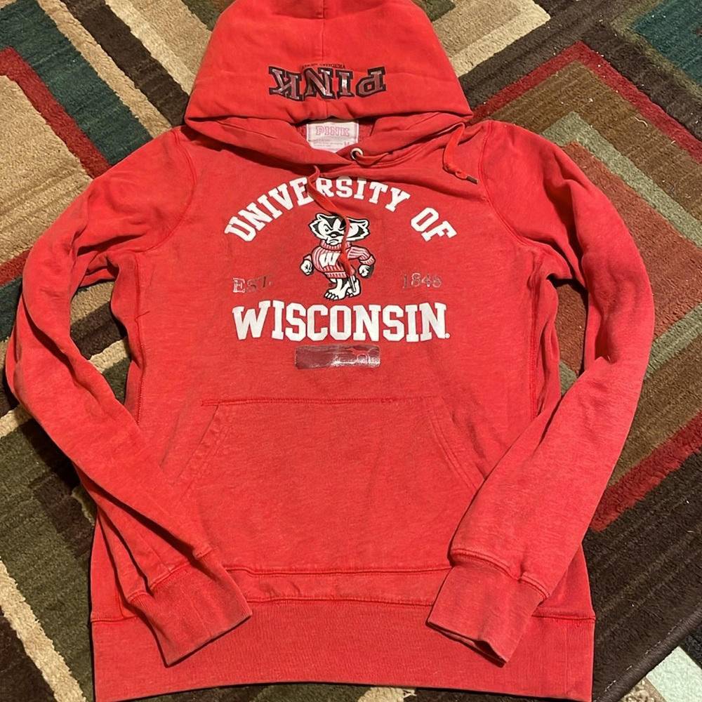 Pink WI badgers hoodie